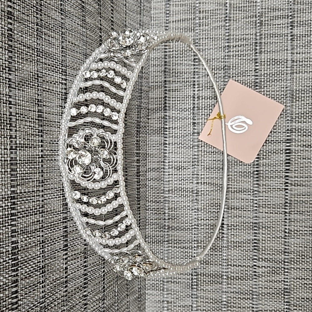 NWT Junior Tiara